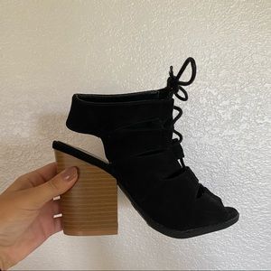 Black Qupid thick heels